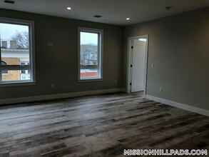 1457 Tremont St in Boston, MA - Building Photo - Building Photo