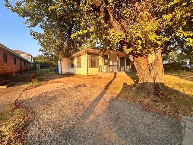 2710 Mitchell St in Dallas, TX - Building Photo - Building Photo
