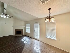 1907 79th St in Lubbock, TX - Building Photo - Building Photo