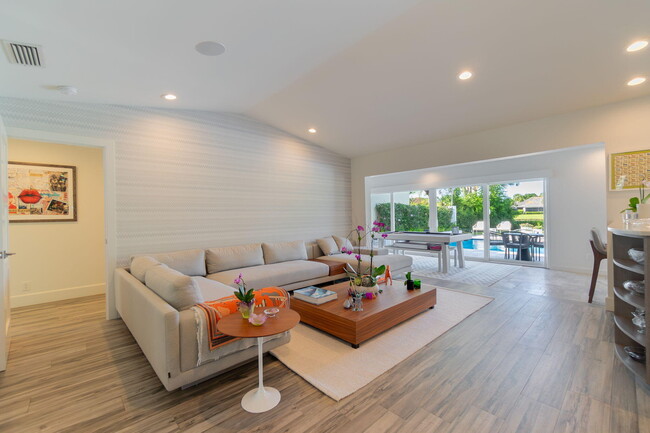property at 2291 Las Casitas Dr