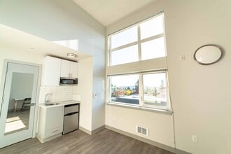 Wallingford Studios in Seattle, WA - Building Photo - Interior Photo