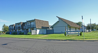 Alpine Square Apartments