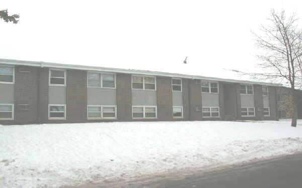 2820 Euclid Ave in Anoka, MN - Building Photo - Building Photo