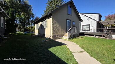 428 Warwick St in St. Paul, MN - Building Photo - Building Photo