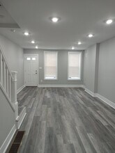 1204 S 35th St in Philadelphia, PA - Foto de edificio - Building Photo