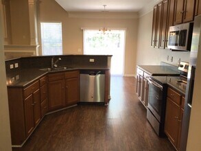 3392 Fletton Way in Summerville, SC - Building Photo - Building Photo