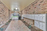 2503 McCue Rd photo'