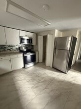 1300-1330 Windsor Ave in Bristol, TN - Building Photo - Building Photo