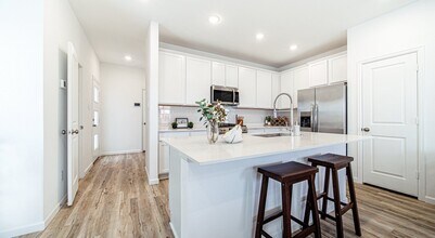 3355 Cashel St in Iowa Colony, TX - Building Photo - Building Photo