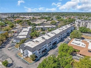 3704 Broadway in Ft. Myers, FL - Building Photo - Building Photo