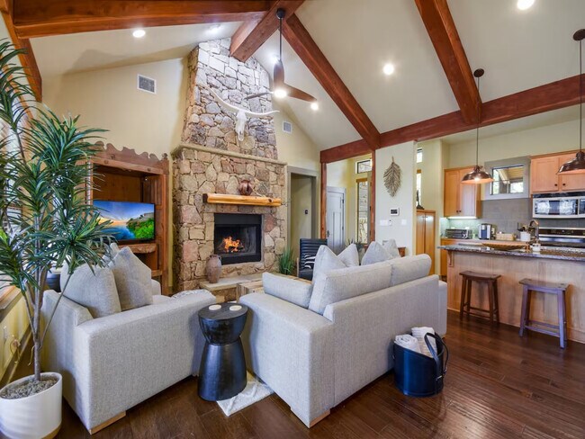 18705 Natures Way in Jonestown, TX - Building Photo - Building Photo