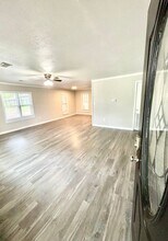 1014 W Cherry Ave in Jonesboro, AR - Foto de edificio - Building Photo