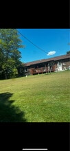 2421 Ky-2003 in Mc Kee, KY - Foto de edificio - Building Photo