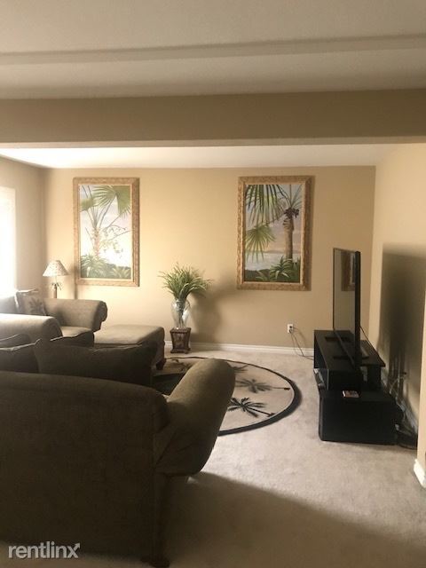 8418 Lourenco Ln-Unit -#A in Corona, CA - Foto de edificio - Building Photo