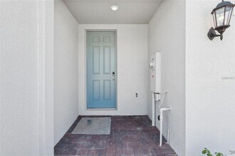 16403 Bird of Paradise Ave in Clermont, FL - Building Photo - Building Photo