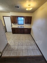 306 SE 10th in Ada, OK - Building Photo - Building Photo