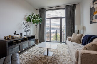 South Main Building in Houston, TX - Foto de edificio - Interior Photo