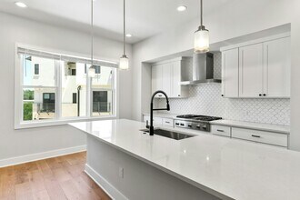 4611 Unity Cir in Austin, TX - Building Photo - Building Photo