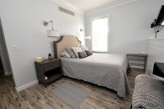 51 Macewen Dr, Unit 1 in Osprey, FL - Building Photo - Building Photo