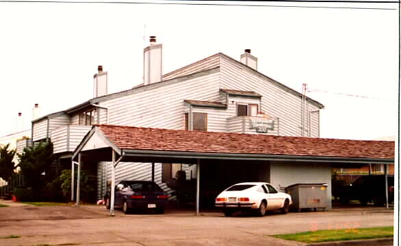 Alpenglow Apartments in Enumclaw, WA - Building Photo