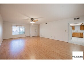 5807 W Acoma Dr in Glendale, AZ - Building Photo - Building Photo