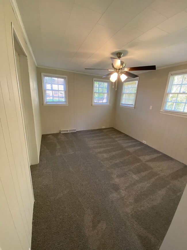 property at 1209 Desoto Ave