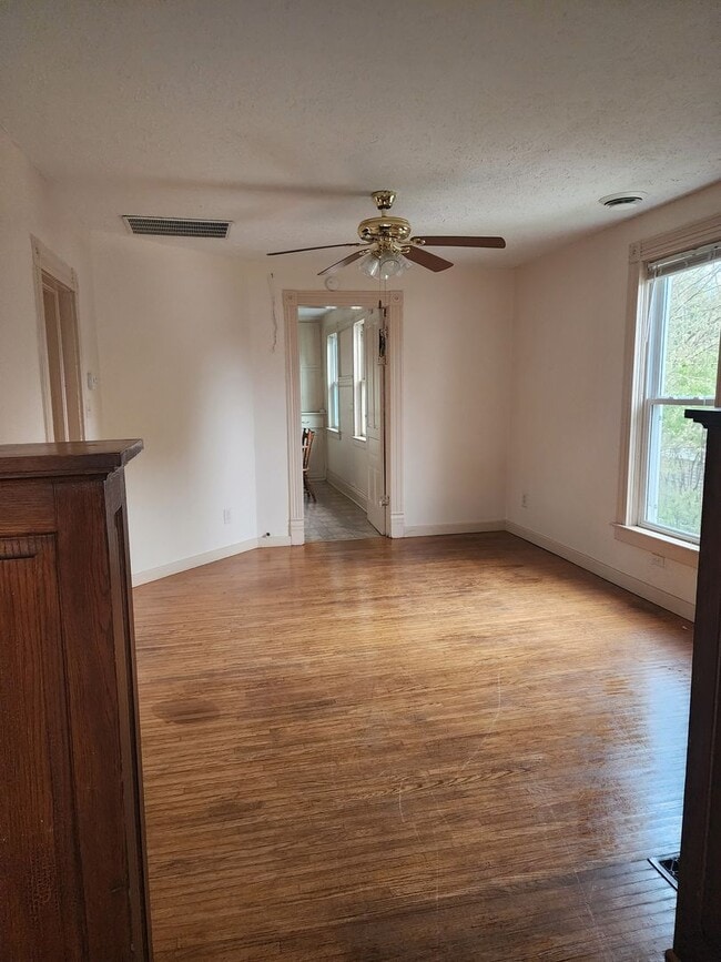 346 W 4th St in Erie, PA - Building Photo - Building Photo