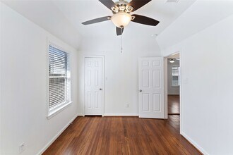 1105 Tulane St in Houston, TX - Foto de edificio - Building Photo