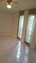 6310 SW 79th St in South Miami, FL - Building Photo - Building Photo