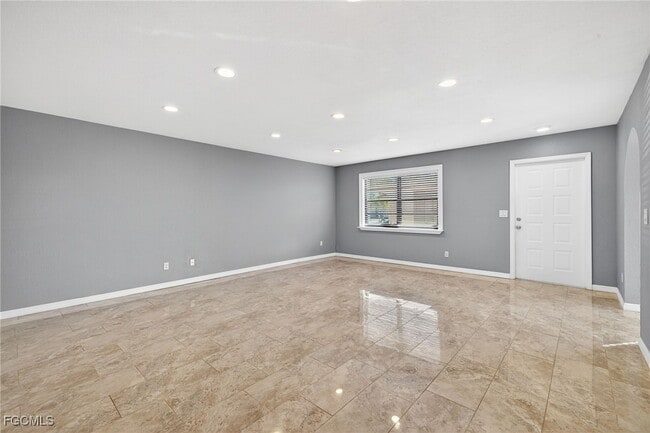 1303 SW 16th Terrace in Cape Coral, FL - Building Photo - Building Photo