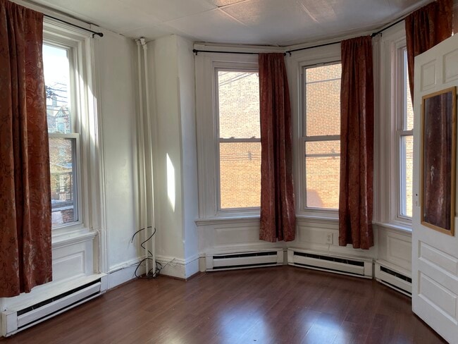 4439 Spruce St in Philadelphia, PA - Building Photo - Building Photo