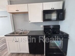 26 Terry Dr in St. Charles, MO - Building Photo - Building Photo