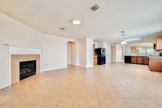 19319 Summer Island Way in Richmond, TX - Building Photo - Building Photo