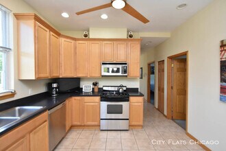 3905 N Francisco Ave-Unit -Unit 3 in Chicago, IL - Building Photo - Building Photo