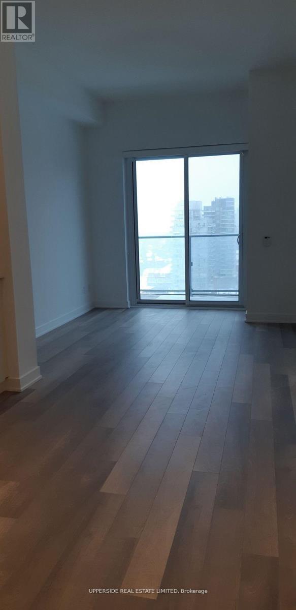5180 Yonge St in Toronto, ON - Building Photo - Building Photo