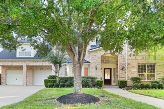 6915 Monarch Lake Ln in Katy, TX - Foto de edificio - Building Photo