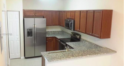 8850 97th NW Ave, Unit 214 in Doral, FL - Building Photo - Building Photo