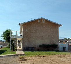 15941 Tokay St in Victorville, CA - Building Photo - Building Photo