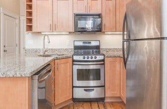 263 Newbury St, Unit 2 in Boston, MA - Foto de edificio - Building Photo