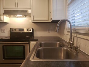 4114 S Western Ave in Springfield, MO - Building Photo - Building Photo