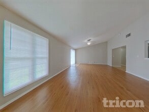 2821 Honey Bear Ct in Palm Harbor, FL - Building Photo - Building Photo