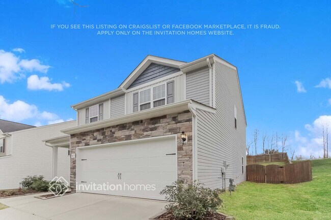 9215 Avery Meadows Dr in Charlotte, NC - Building Photo - Building Photo