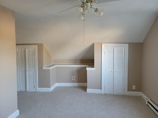 103 Fiat Ave in Cranston, RI - Building Photo - Building Photo