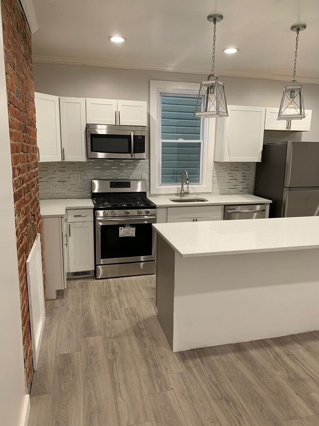 property at 727 Wills St