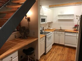 99 Silver St in Portland, ME - Building Photo