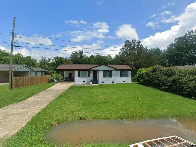 property at 1032 Taylors Mill Rd