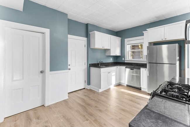 692 Warren Ave in Brockton, MA - Building Photo - Building Photo