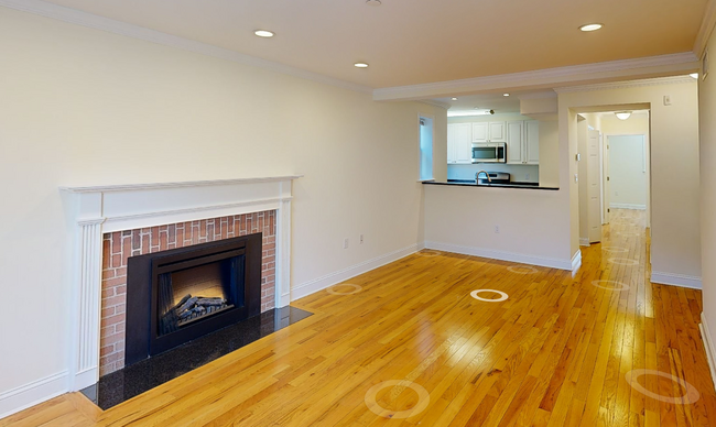 37 Langdon St, Unit 01 in Cambridge, MA - Building Photo - Building Photo