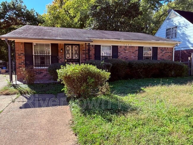 property at 1151 Canary Ln