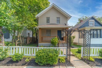 810 Miller Ave in Columbus, OH - Building Photo - Building Photo